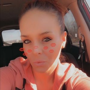 Meet your Posher, Keri lyn